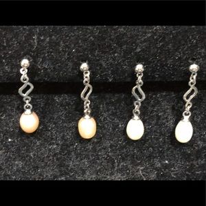 Freshwater pearl earrings